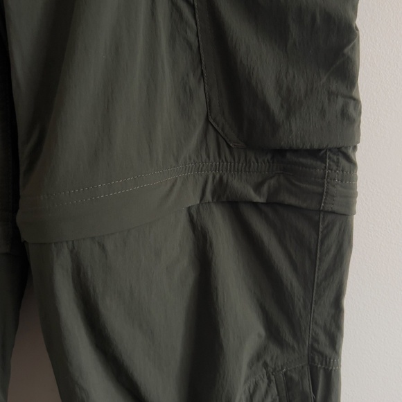 REI COOP relaxed nylon hiking pants 8 outdoors army green zip leg shorts pockets - Picture 5 of 8
